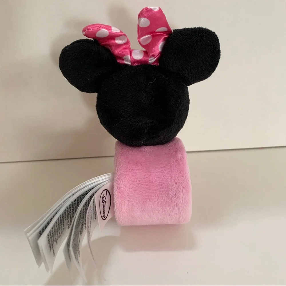 NWOT pink Minnie mouse plush bracelet